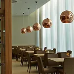 酒店 H4慕尼黑展览中心酒店 4*