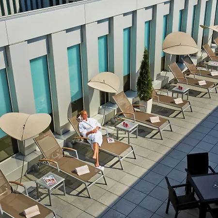 H4 Messe Hotel 4*