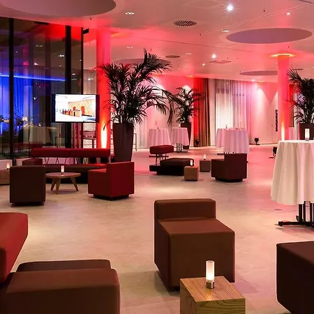 Hotel H4 Messe 4*
