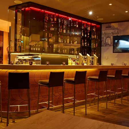 إتش 4 هوتل ميونخ ميسيه 4*