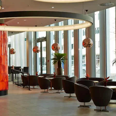 H4 Messe Hotel 4*