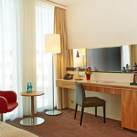 H4 メッセ ホテル 4*