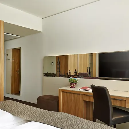 H4 メッセ 4* ミュンヘン