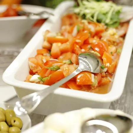 H4 メッセ ホテル 4*