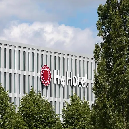 ホテル H4 メッセ 4*