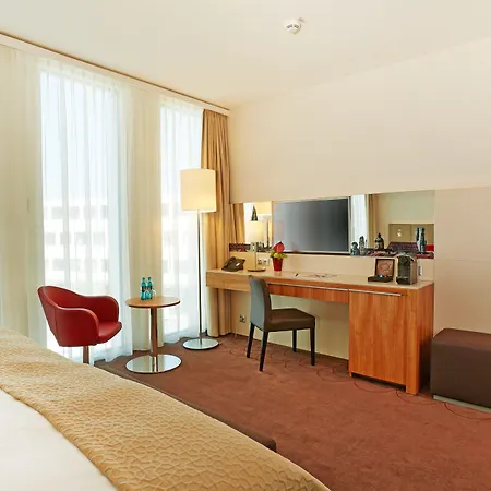 Szálloda H4 Messe 4*
